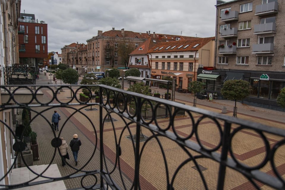 View (from property/room), City view