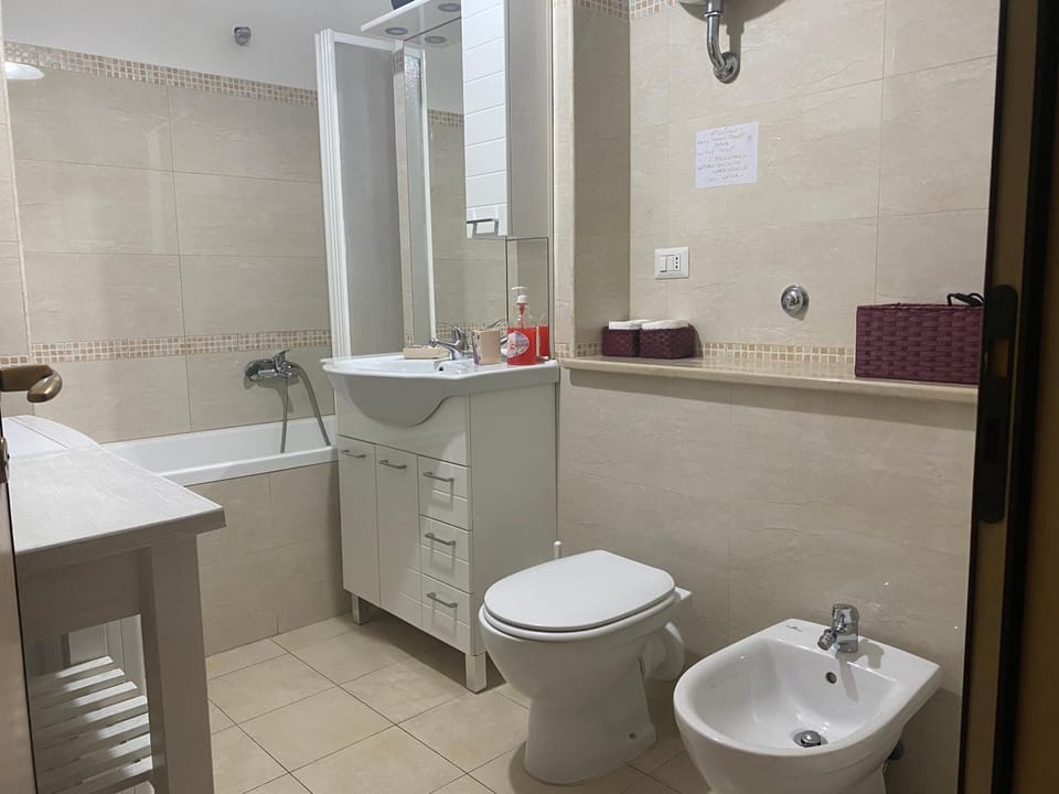 Cozy apartment 2bedroom in center of Rome (Termini Apartment in Rome