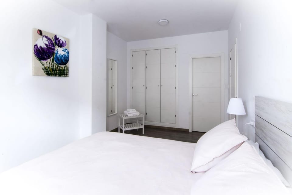 Bedroom, wardrobe