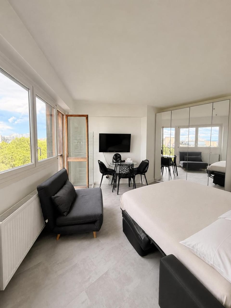 Apartment HOME in Paris with View, 15min to center Apartment in Paris