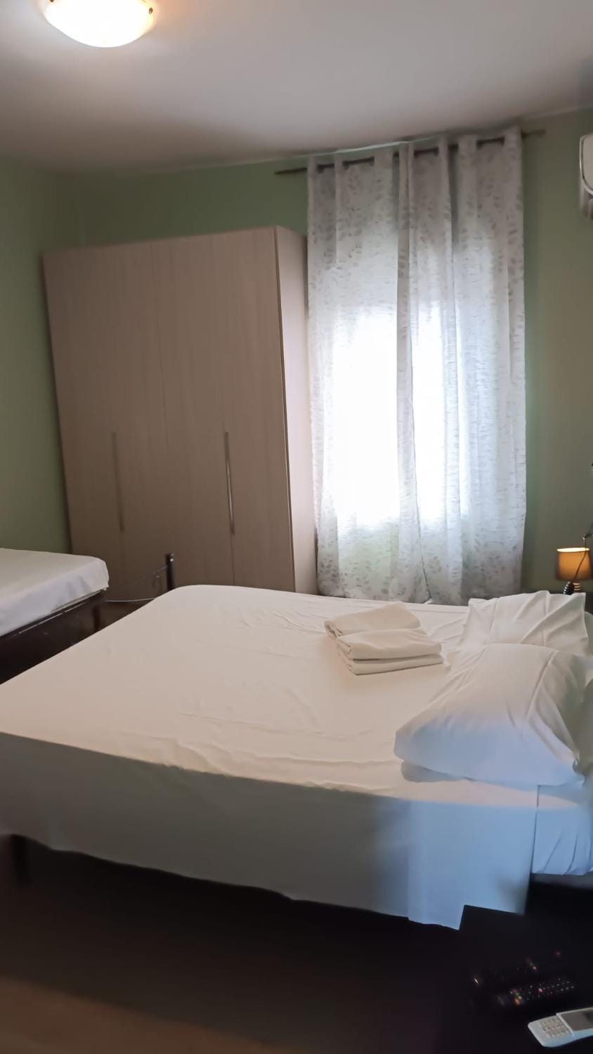 HOTEL Via Emilia Ovest 224 SELF CHECK-IN Capsule hotel in Emilia-Romagna