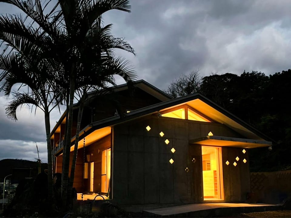 Female Only Dormitory Guest House Amami Long Beach 2 Breakfast included- Vacation STAY 64534v Bed and Breakfast in Japan