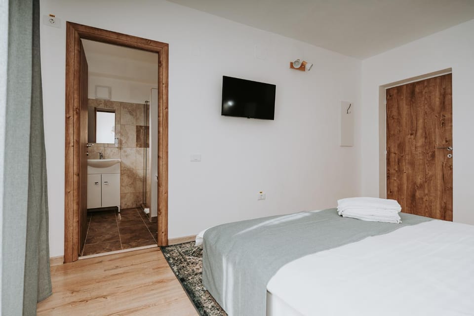 CASA ALMI Bed and Breakfast in Romania