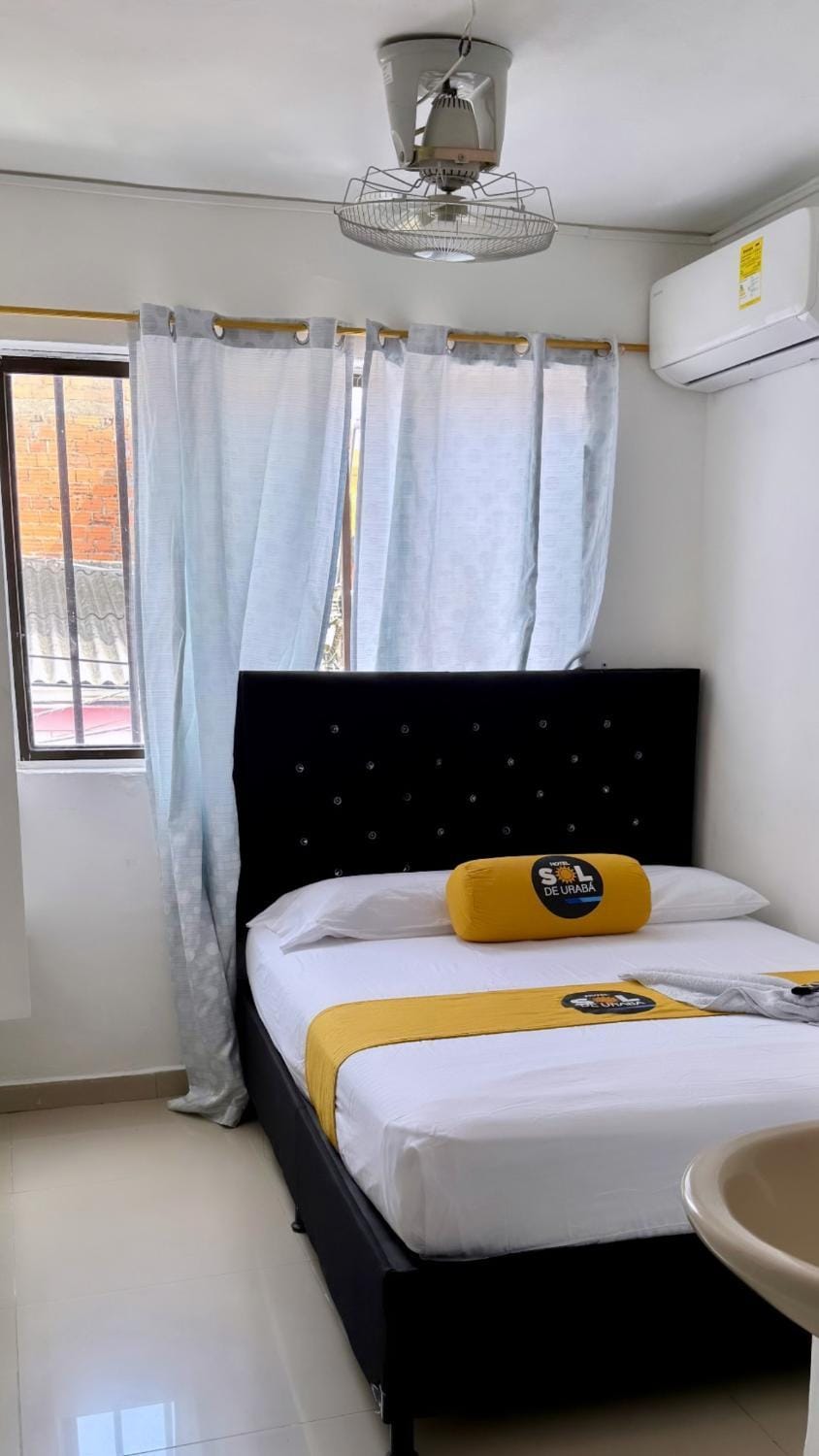 Bed, Bedroom, towels, air conditioner