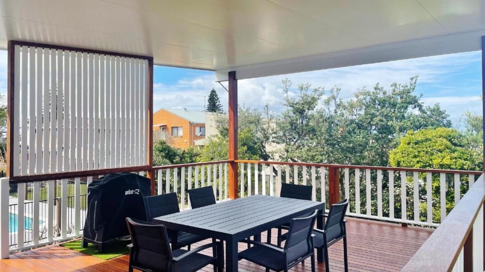 Brackley Hatch - Lifestyle Yamba House in Yamba