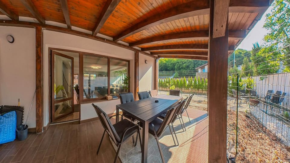 Balcony/Terrace, Seating area