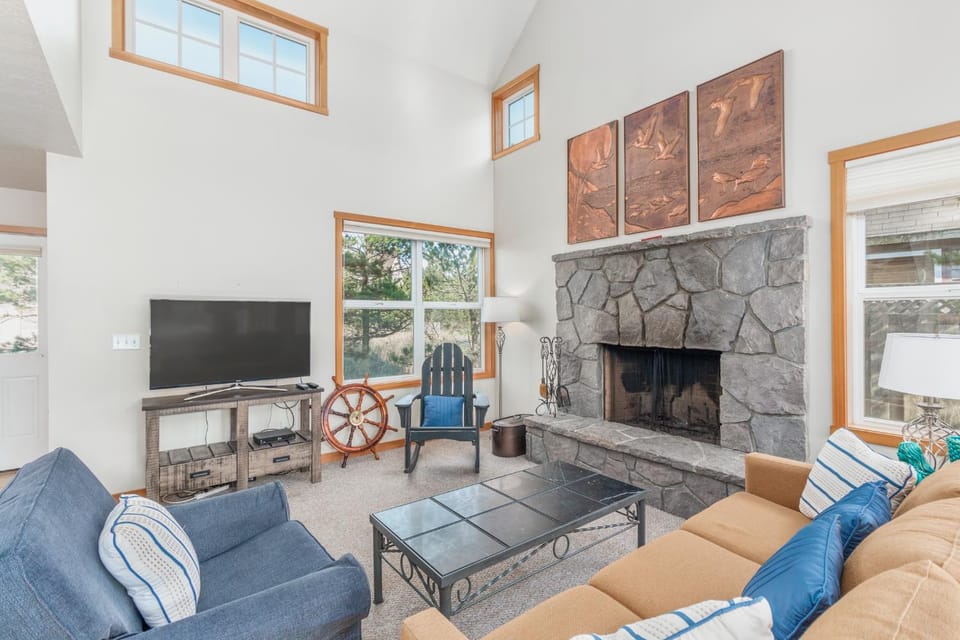Playhouse House in Pacific City