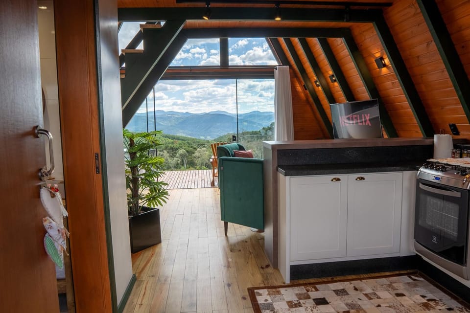 Natural landscape, Kitchen or kitchenette, oven, pet friendly, stove