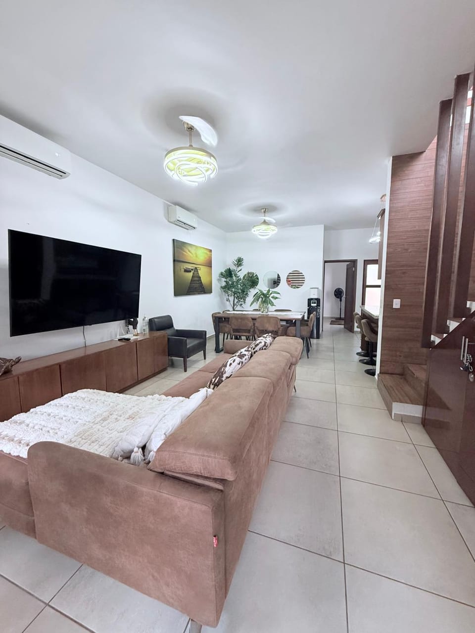 Communal lounge/ TV room, TV and multimedia