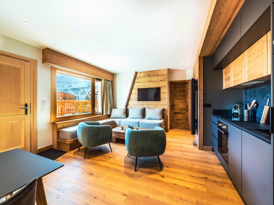 Appartement rénové 2 pièces cabine proche pistes avec WIFI - FR-1-502-463 Cabin in Tignes