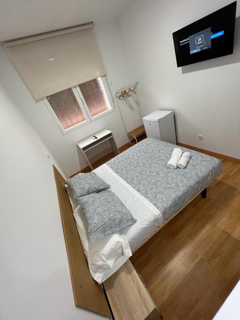 Bed, Photo of the whole room