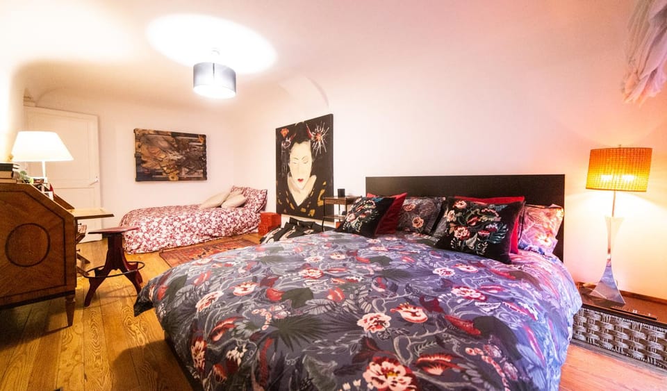 Bed, Bedroom