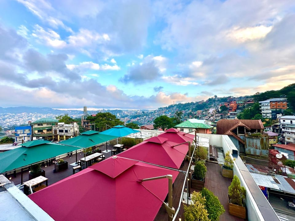 Property building, Balcony/Terrace, City view, Garden view, Mountain view, Street view, Quiet street view