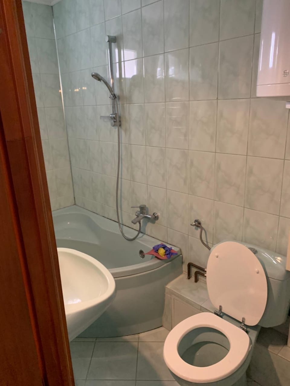 Shower, Toilet, Bathroom