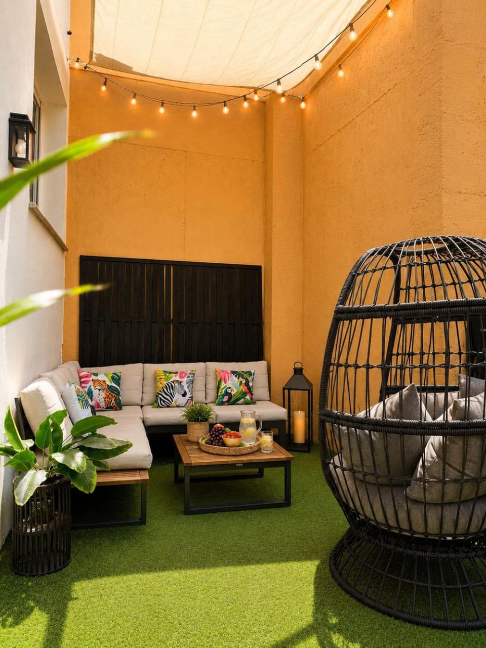 Patio, Seating area