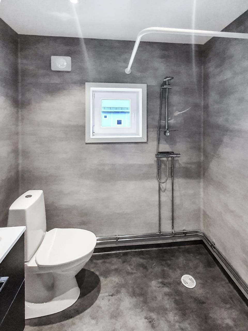Shower, Toilet, Bathroom