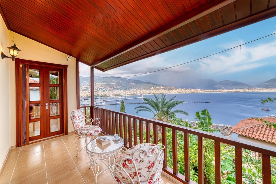 Two Seas Villa Villa in Alanya