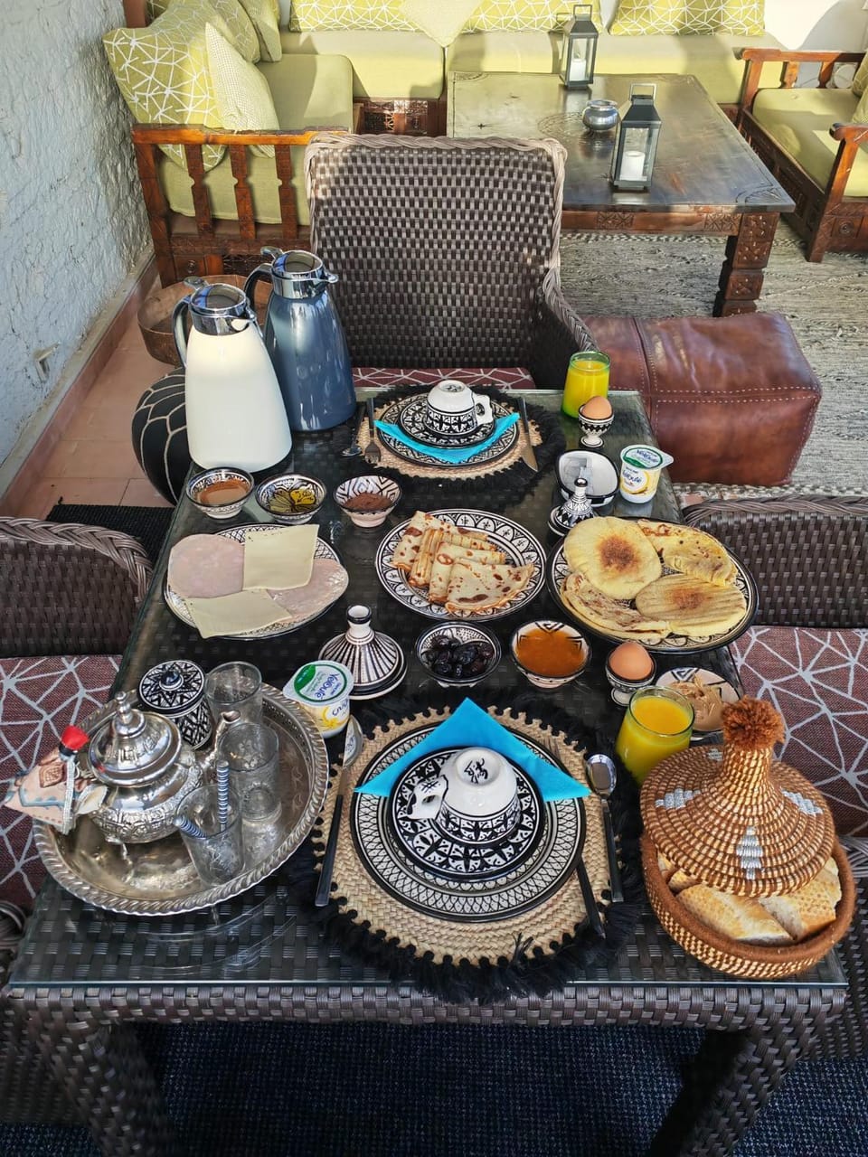 Food and drinks, Food, Breakfast, Drinks