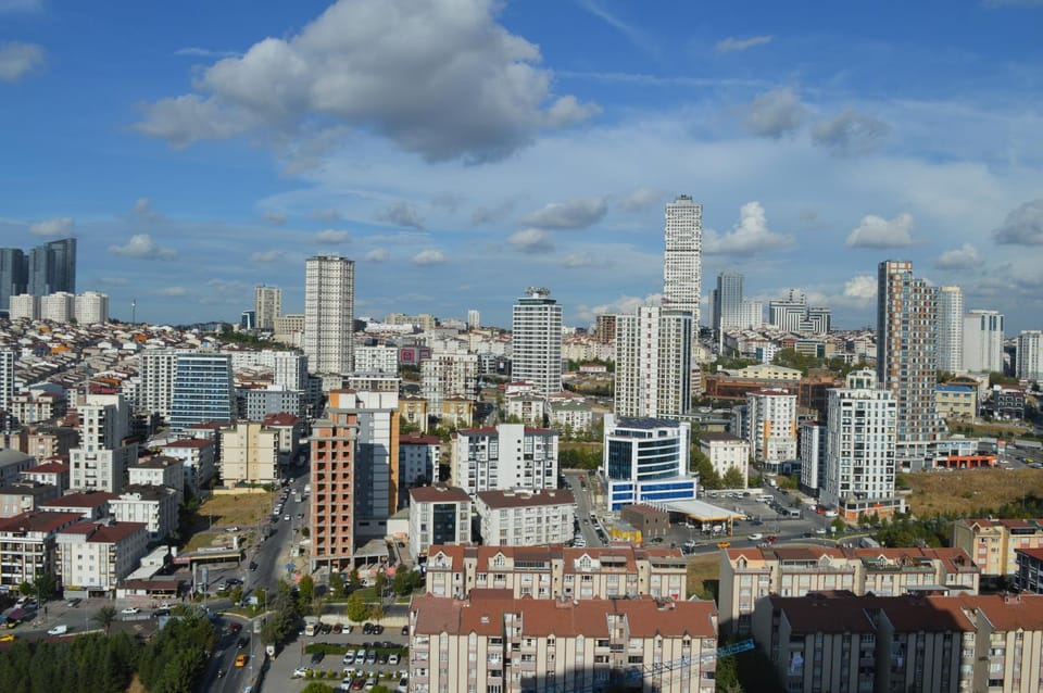 Property building, Day, Neighbourhood, Bird's eye view, City view, Street view, Location