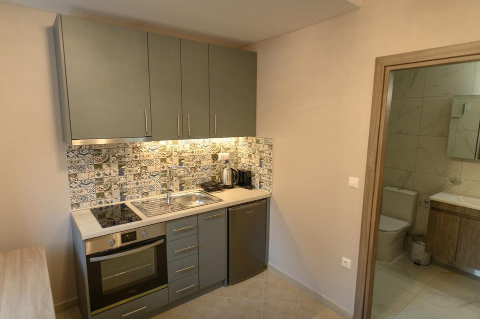 Toilet, Bathroom, Coffee/tea facilities, Kitchen or kitchenette, pet friendly, stove, toaster, kitchen