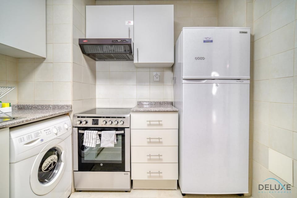 Kitchen or kitchenette, minibar, pet friendly, stove, washing machine