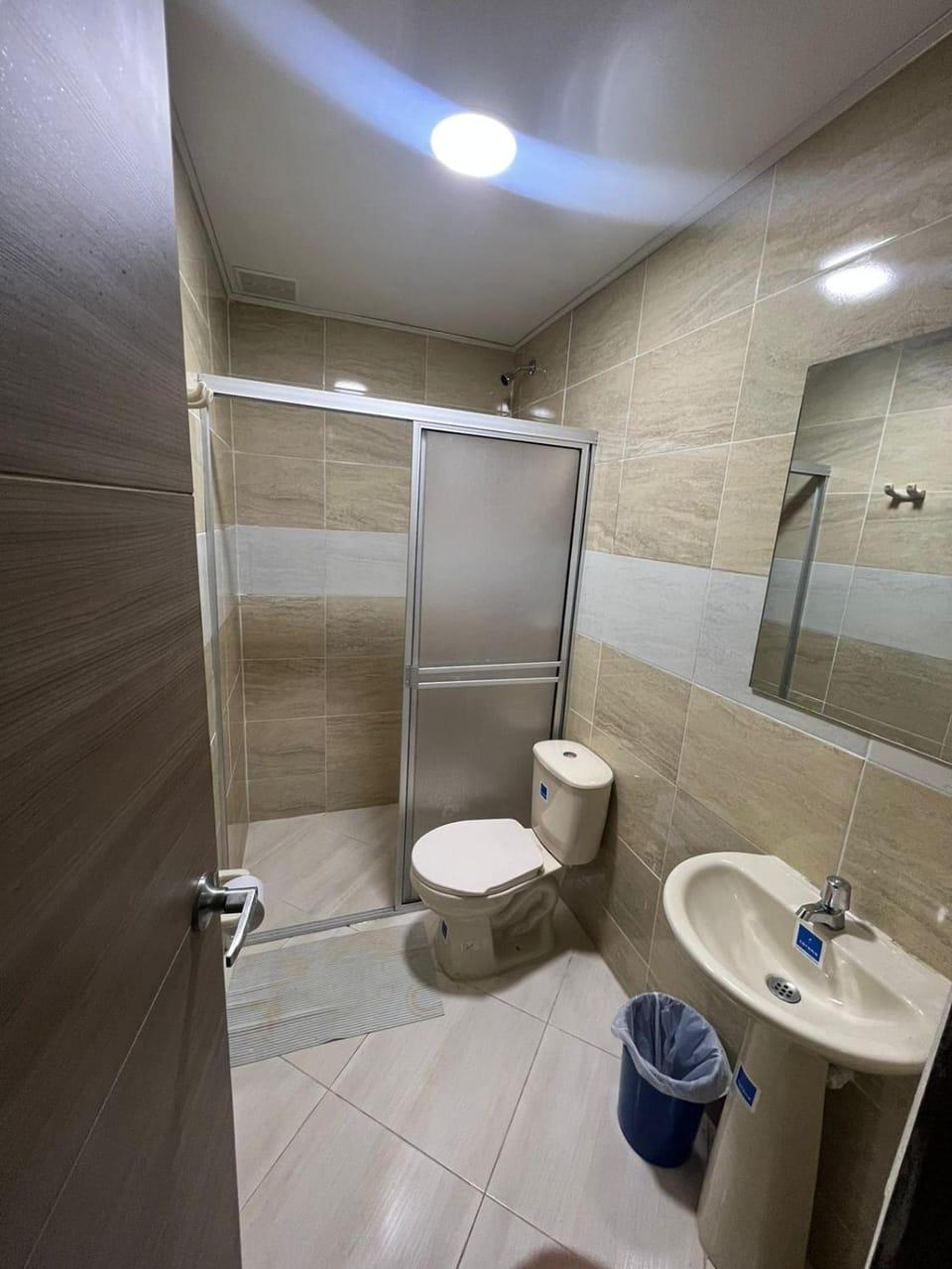 Shower, Bathroom, towels