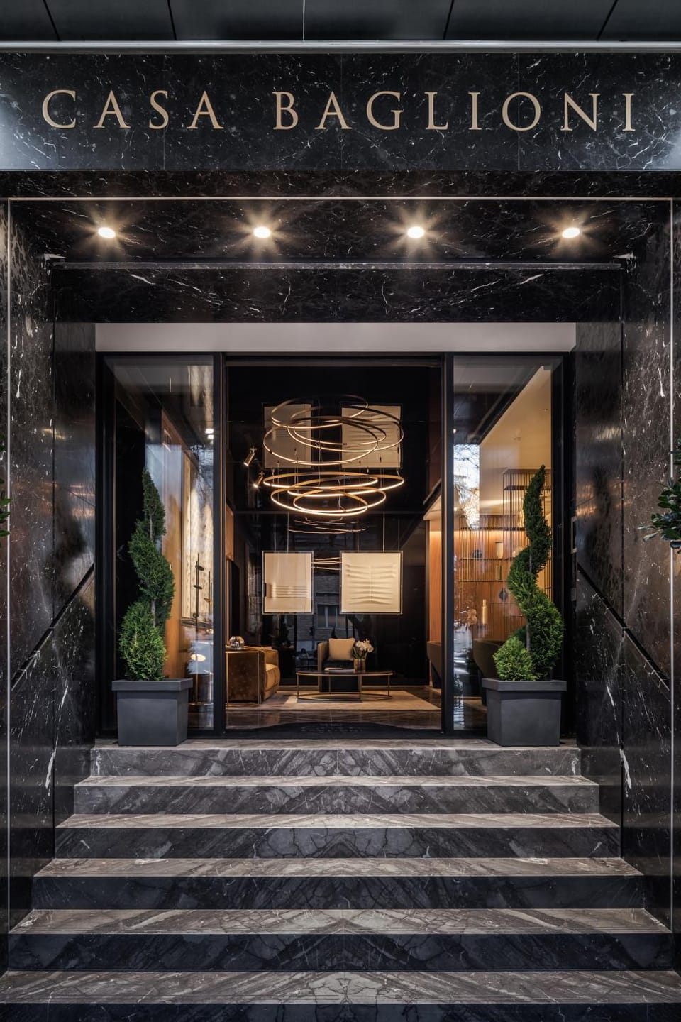 Facade/entrance