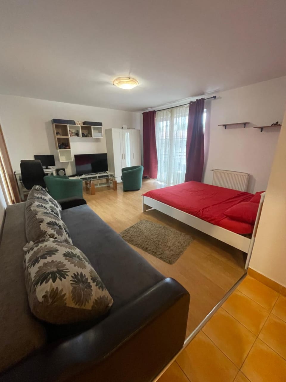 Living room, Bedroom