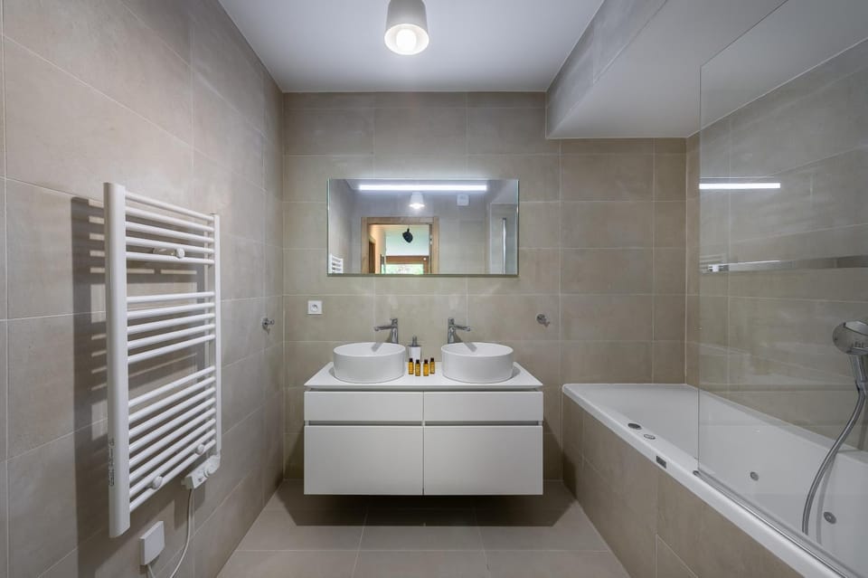 Quintessence- Apt B101- BO Immobilier - Châtel Multipass 2026 Activités en Été offert par votre hôte Apartment in Châtel