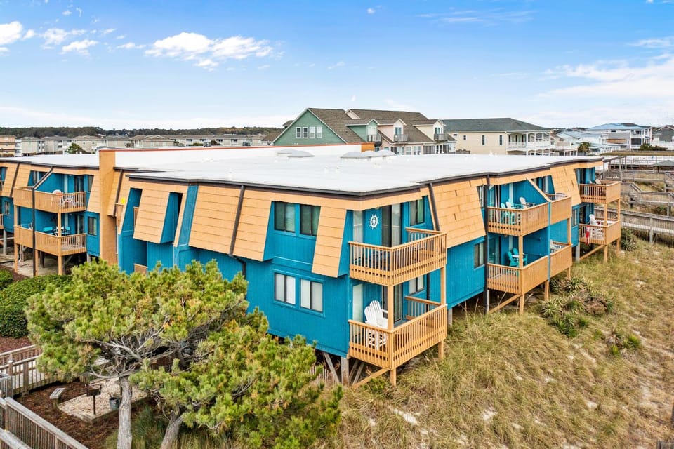 OIB32 Gabriel's Paradise Apartment in Ocean Isle Beach