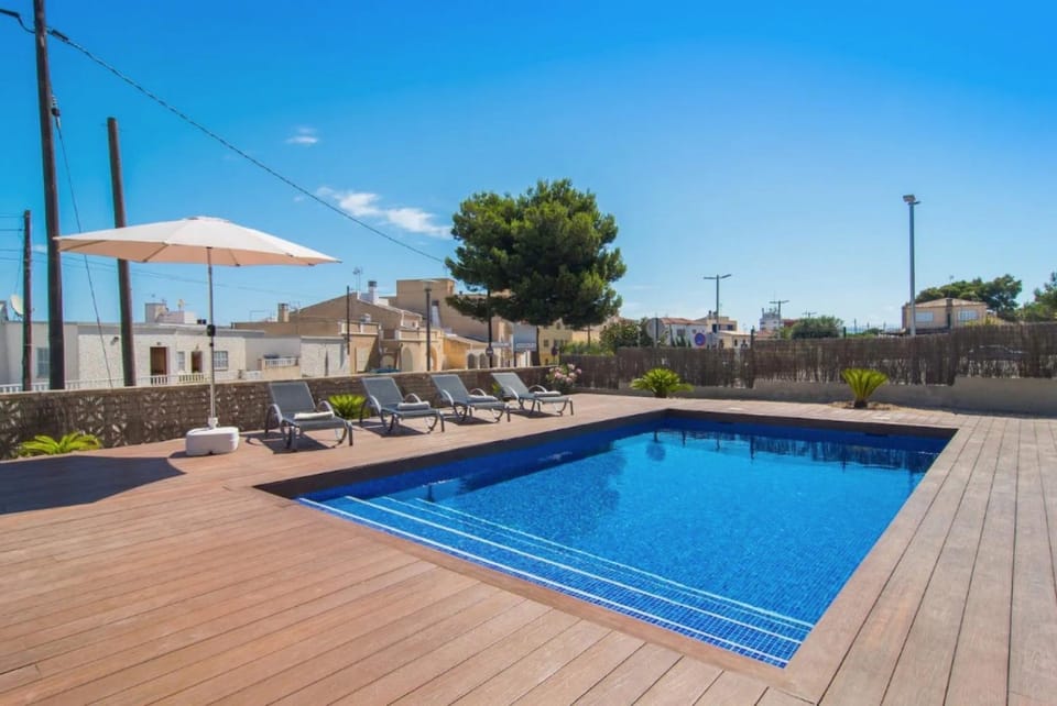 Property building, Swimming pool
