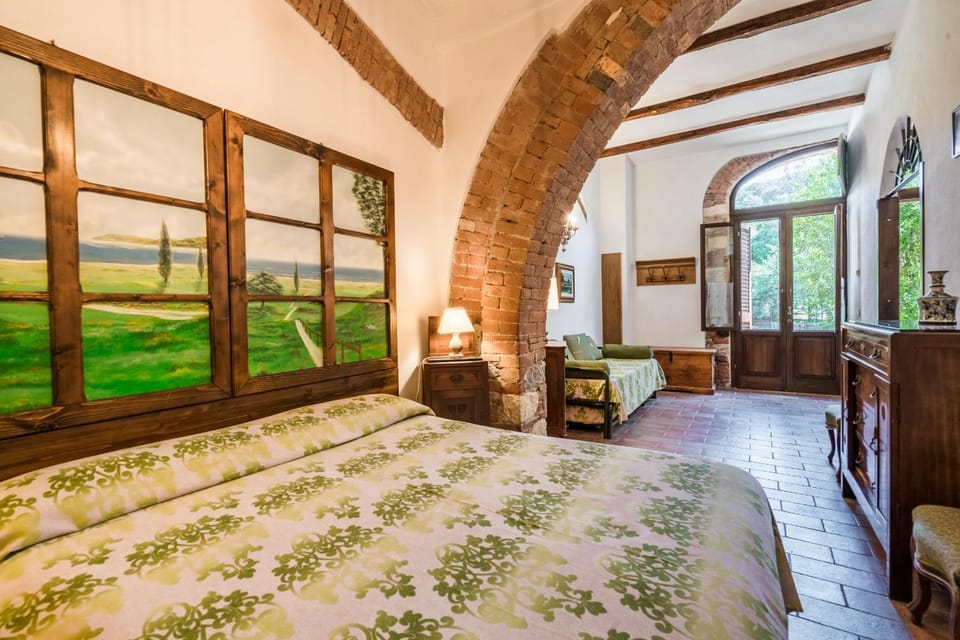 Marzia - Agriturismo La Valentina Farm Stay in Tuscany