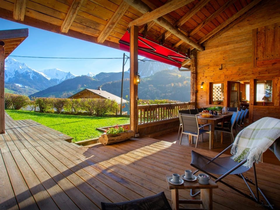 Day, Natural landscape, Summer, View (from property/room), Seating area, Mountain view