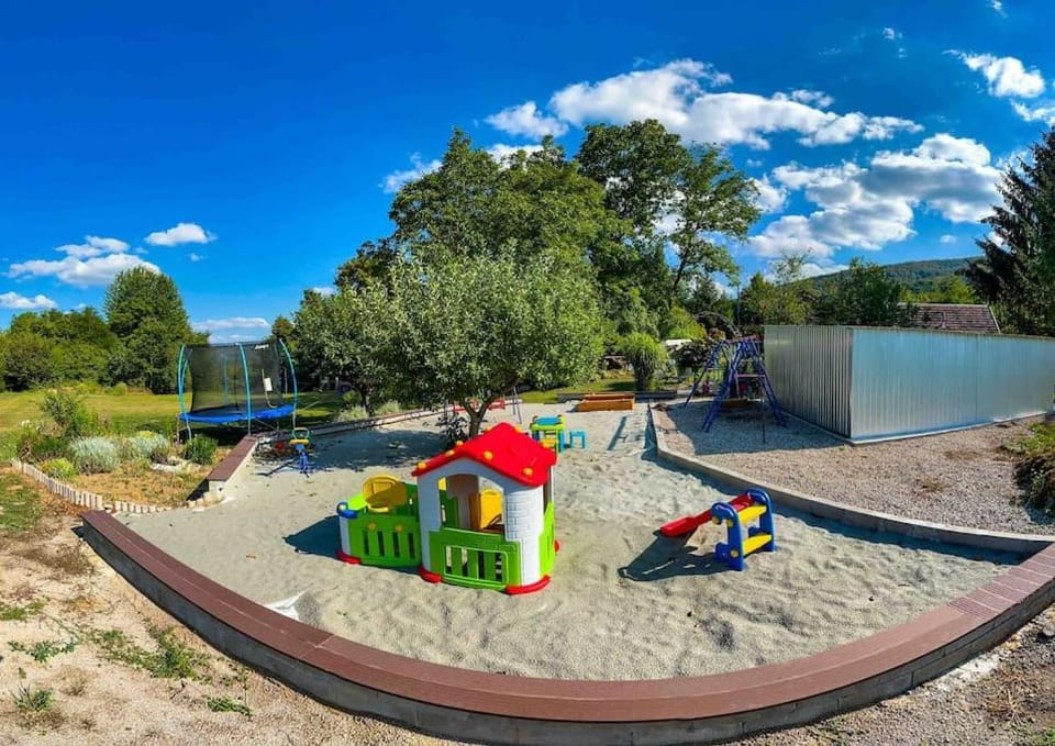 Holiday Home Cindric Gaj Villa in Primorje-Gorski Kotar County