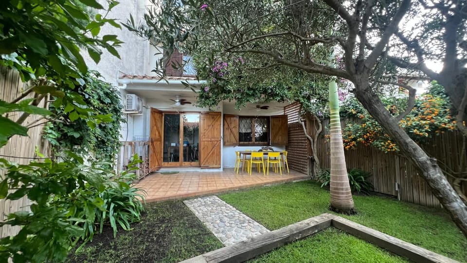Mediterranean house, beach and charm garden House in Maresme