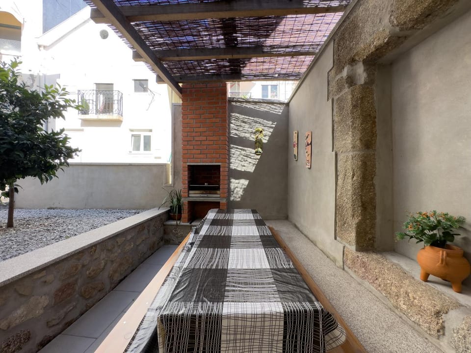 Casa das Flores House in Coimbra District, Portugal