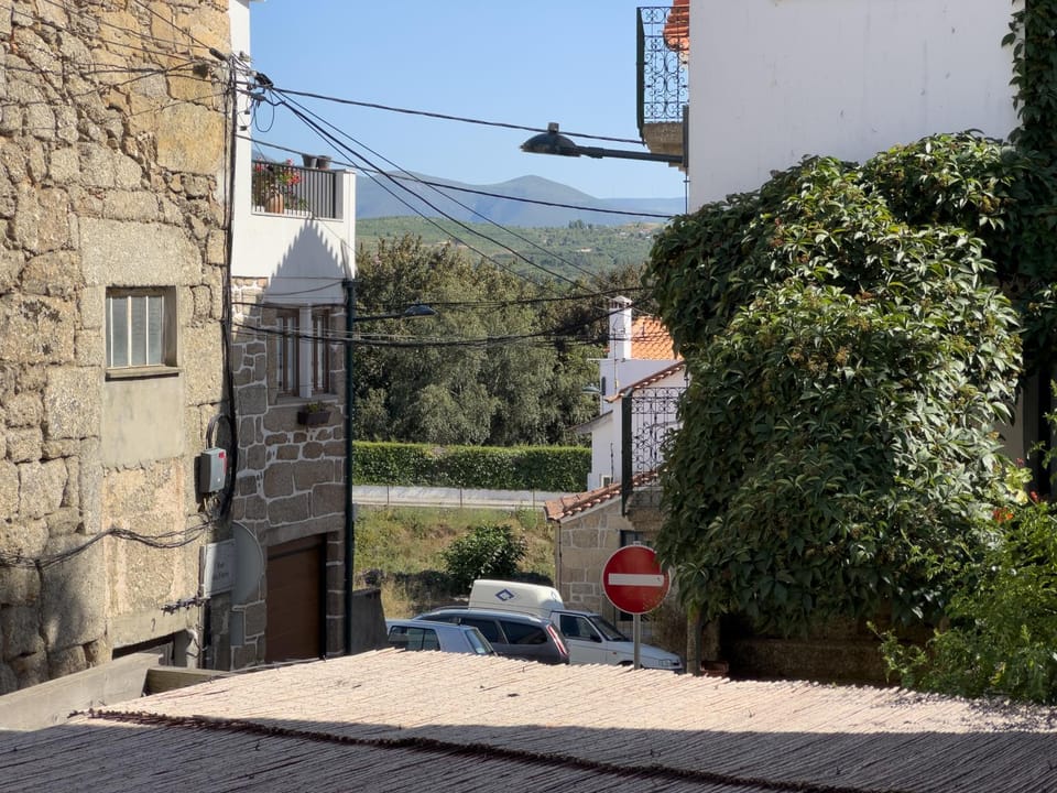 Casa das Flores House in Coimbra District, Portugal