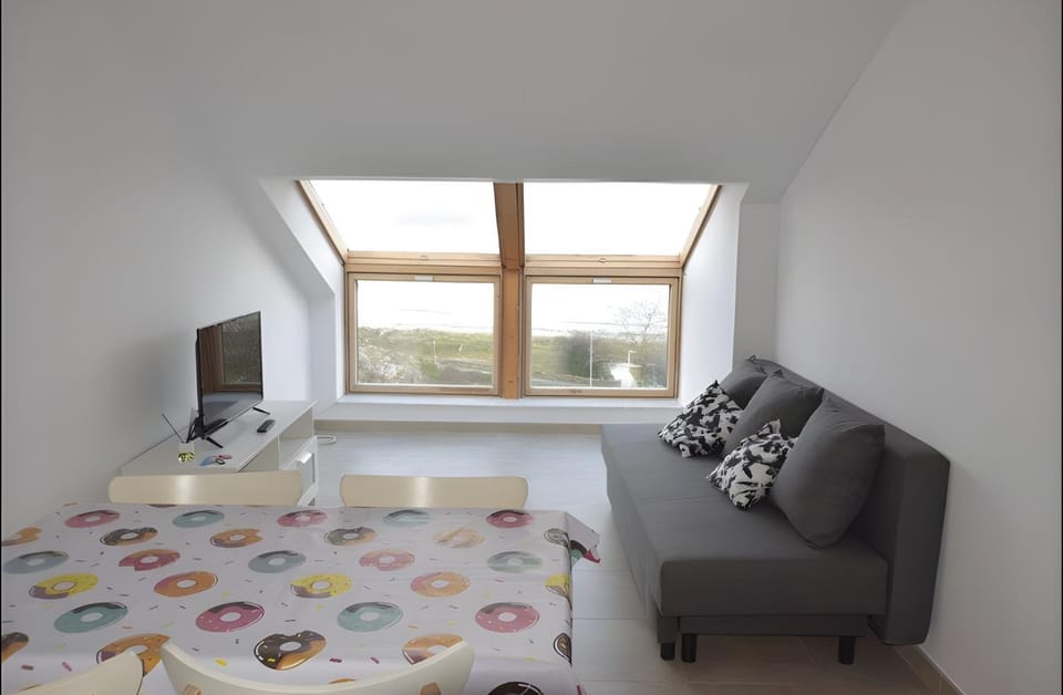 Dining area, Sea view