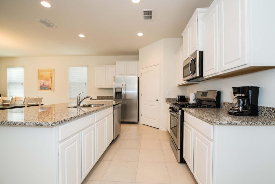 Charming 5BR Villa by Disney w Homey Private Pool House in Four Corners