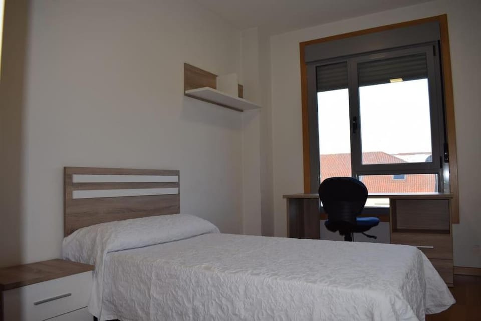 Apartamento centro Villagarcía. Apartment in O Salnés