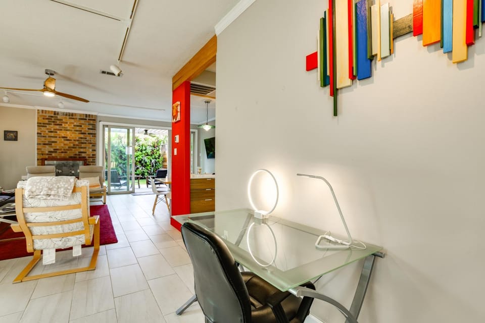 Near NRG! Cozy + Private Houston Home w/ Garden House in Houston