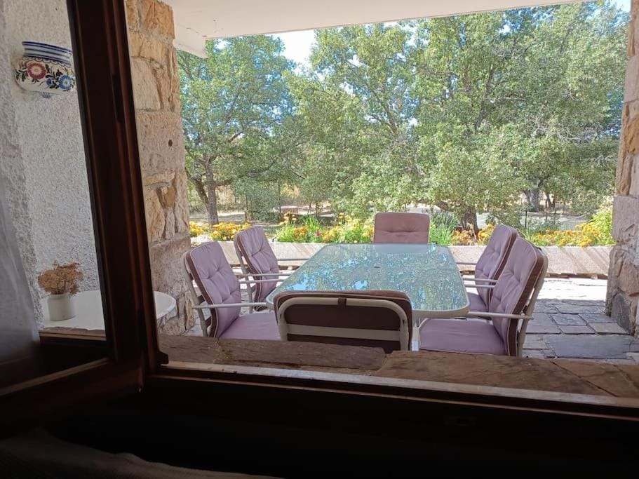 Spring, Day, Garden, View (from property/room), Balcony/Terrace, Seating area, Dining area, Garden view