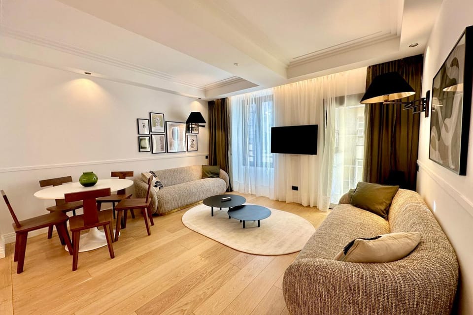 Communal lounge/ TV room, TV and multimedia, Living room, Seating area
