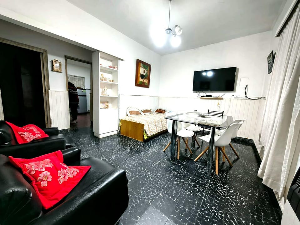 La Casa de Pilar - Casa Completa con Cochera y Patio House in San Juan