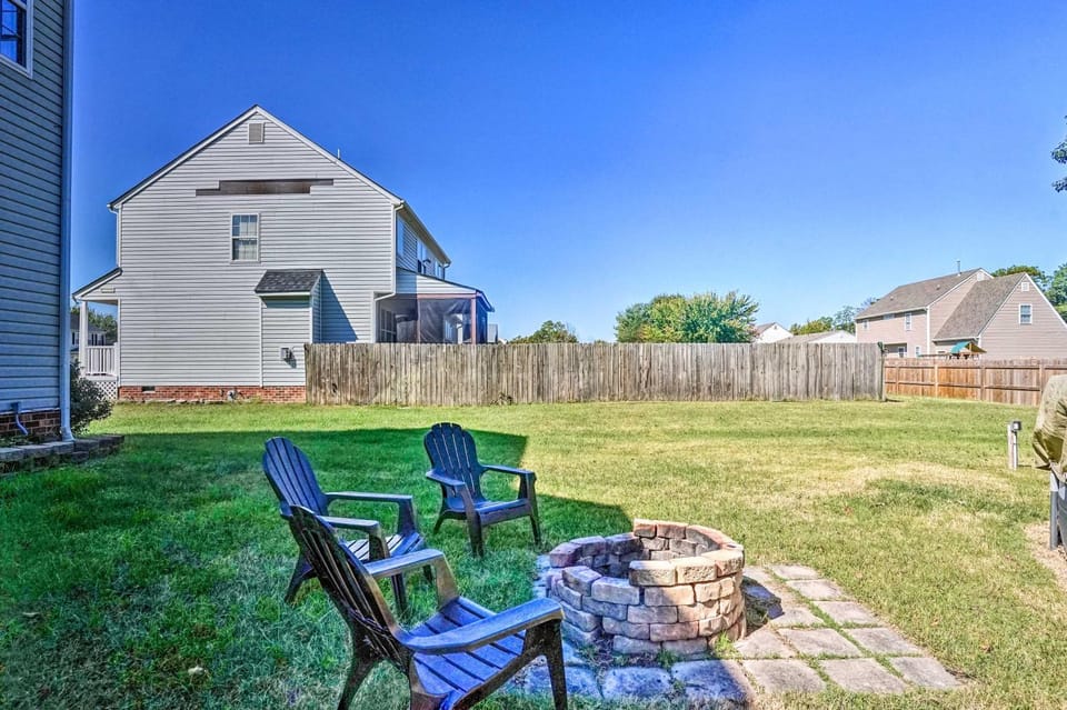 9 Mi to Richmond: Sandston Home w/ Office House in Sandston