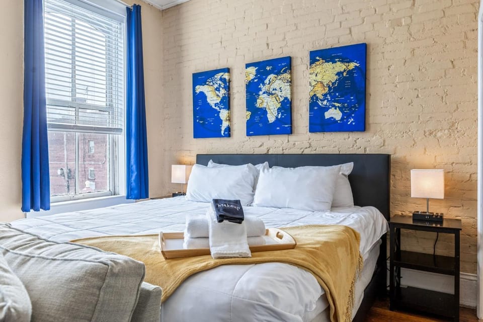 Bed, Photo of the whole room, Bedroom