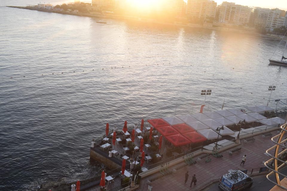 Saint Julians Seafront 200m2 beautiful Apartment Apartment in Sliema