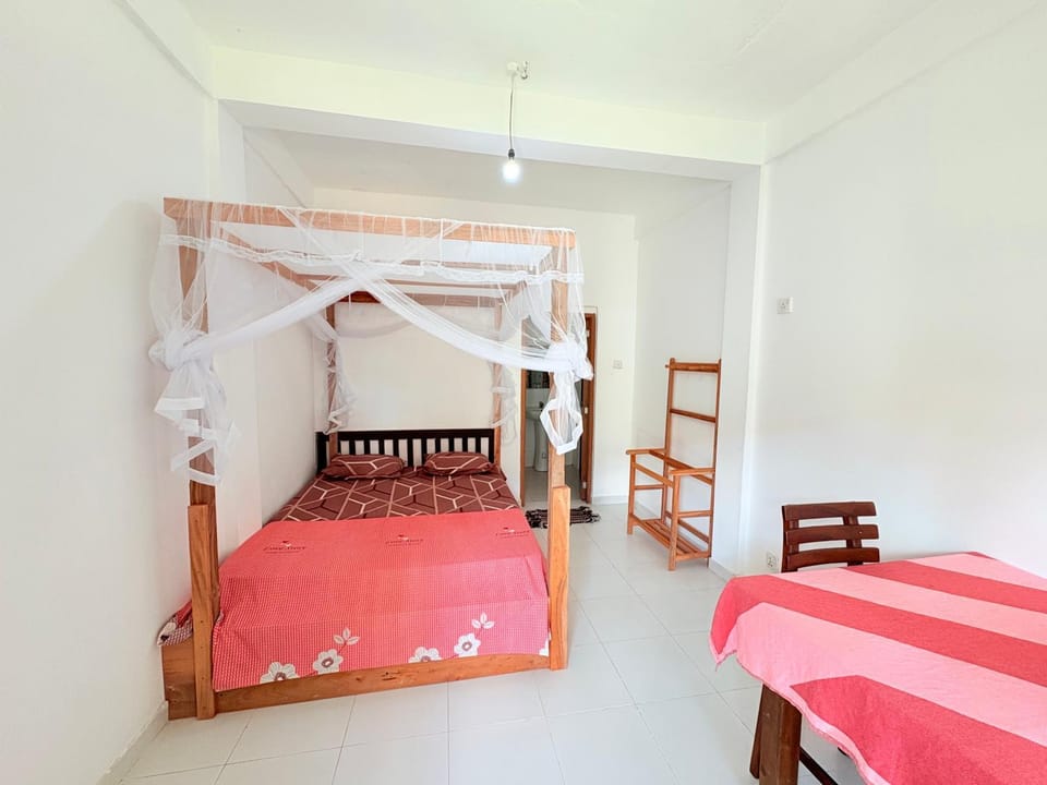 Villa 64 - Airport Transit Bed and Breakfast in Negombo