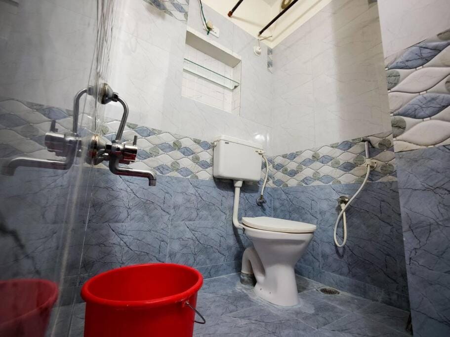 Comfy 2-bedroom House in Sanjaynagar, Bengaluru Apartment in Bengaluru