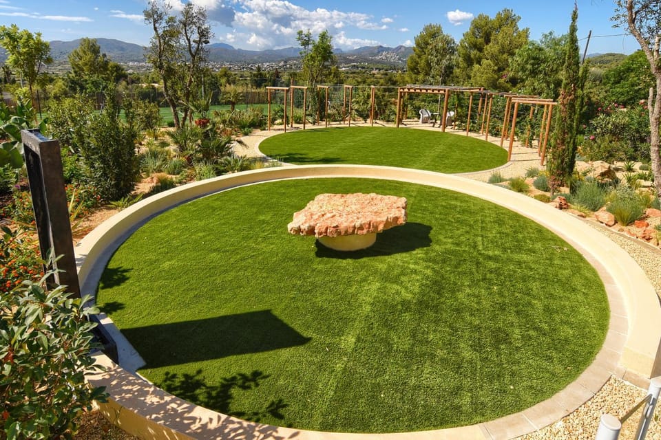 Garden, Garden view, Mountain view